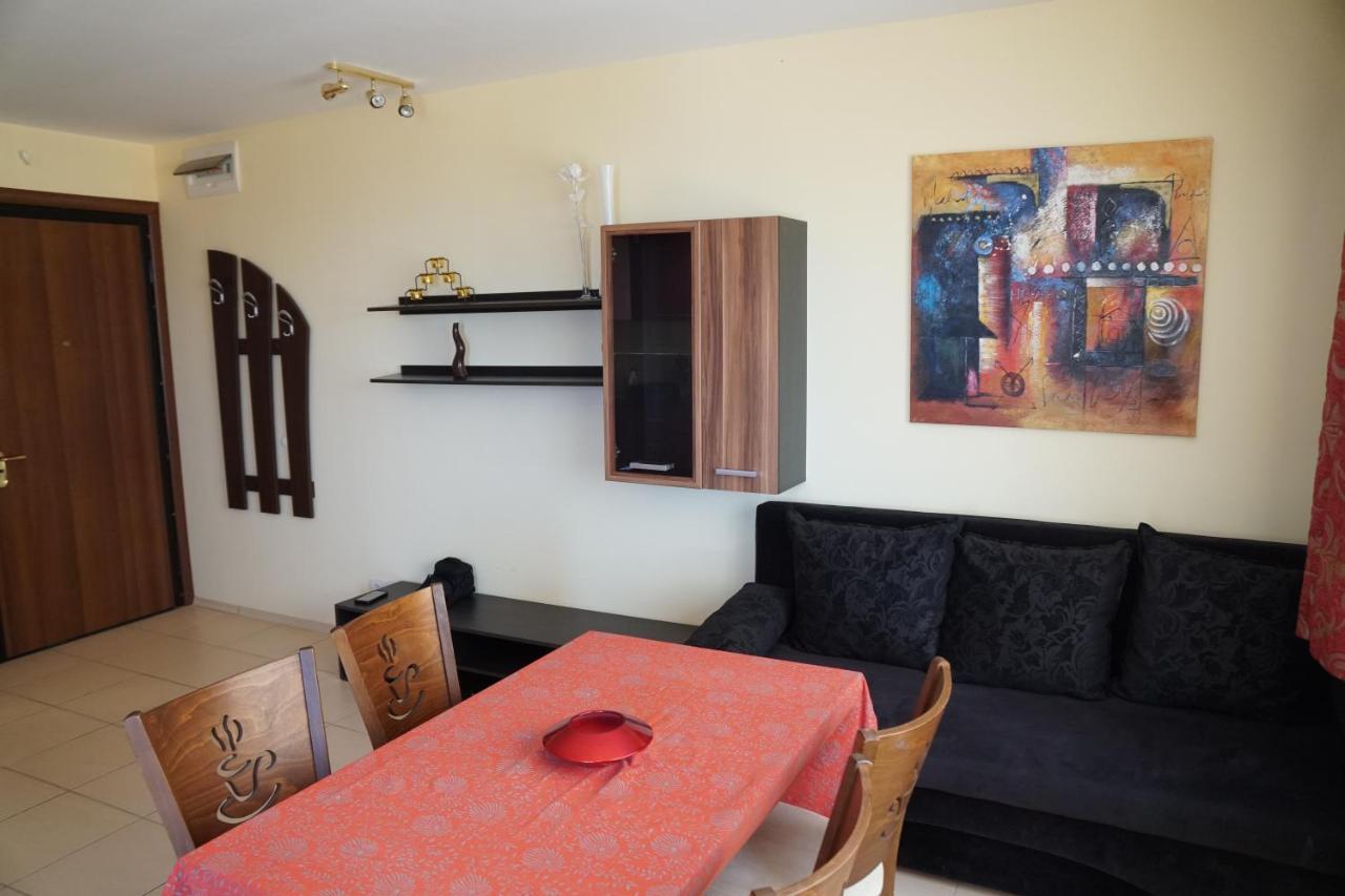Apartments Paskalina Бяла Екстериор снимка