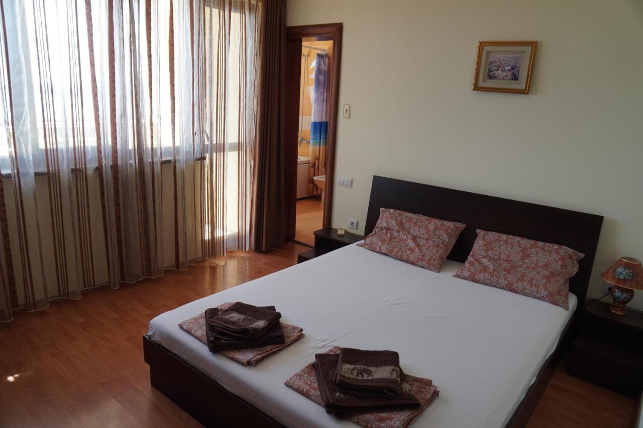 Apartments Paskalina Бяла Екстериор снимка