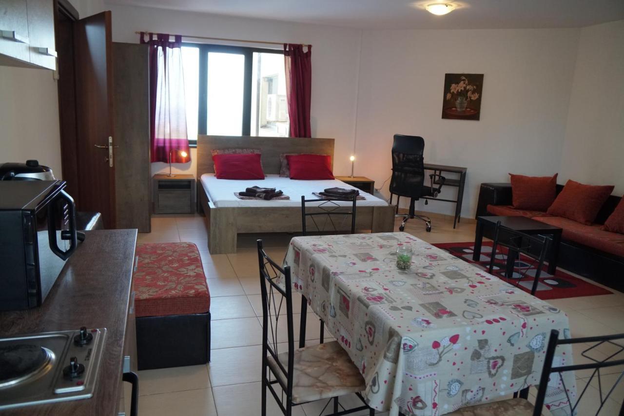 Apartments Paskalina Бяла Екстериор снимка