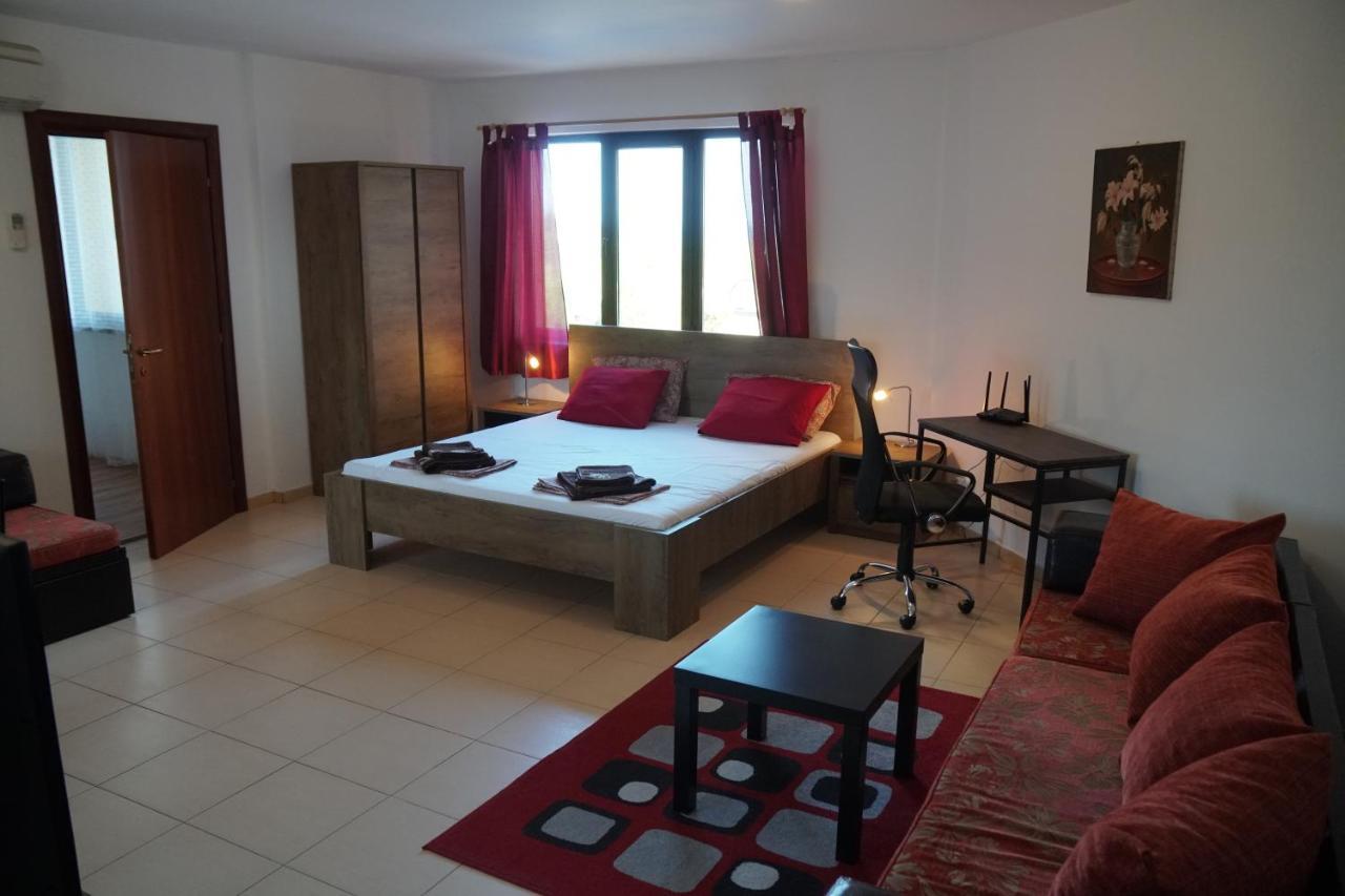 Apartments Paskalina Бяла Екстериор снимка